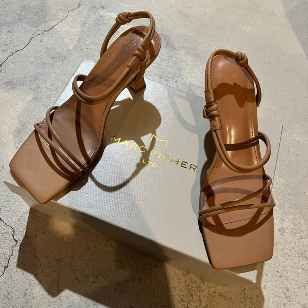 Nude Marc Fisher Heels